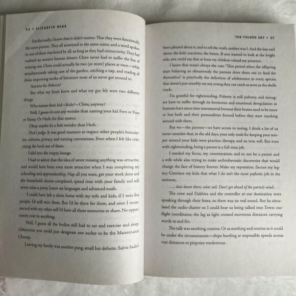 The Folded Sky by Elizabeth Bear (2025) White Space Novel – Paperback Sci-Fi - Picture 9 of 12